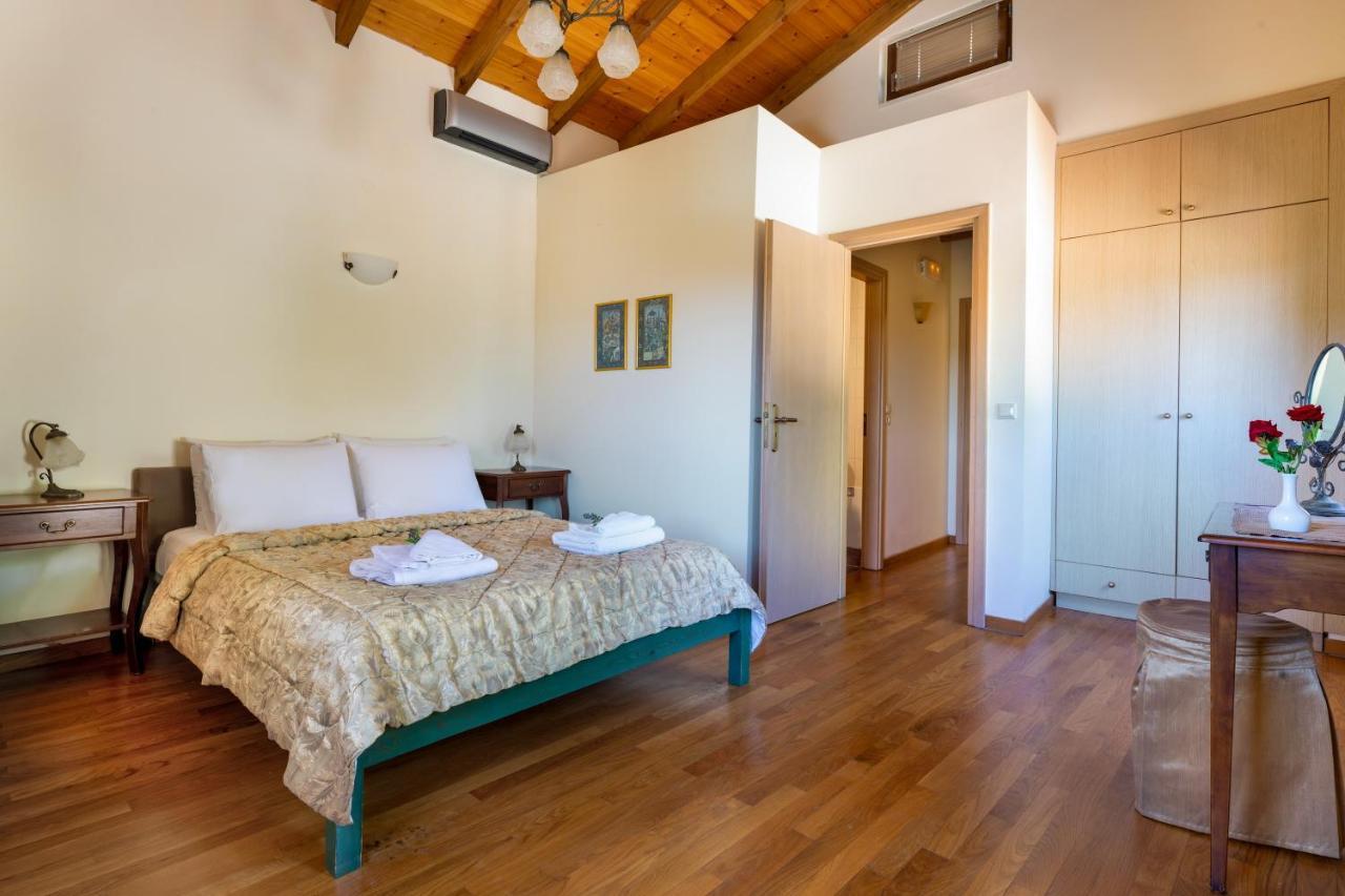 Villa Erontas - Private Heated Jacuzzi Makhairoí Екстериор снимка