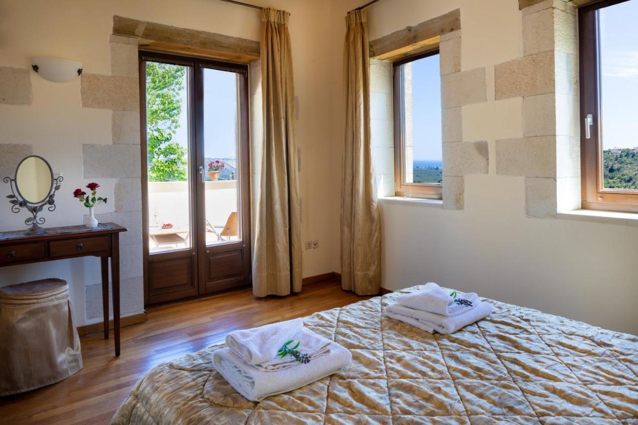 Villa Erontas - Private Heated Jacuzzi Makhairoí Екстериор снимка