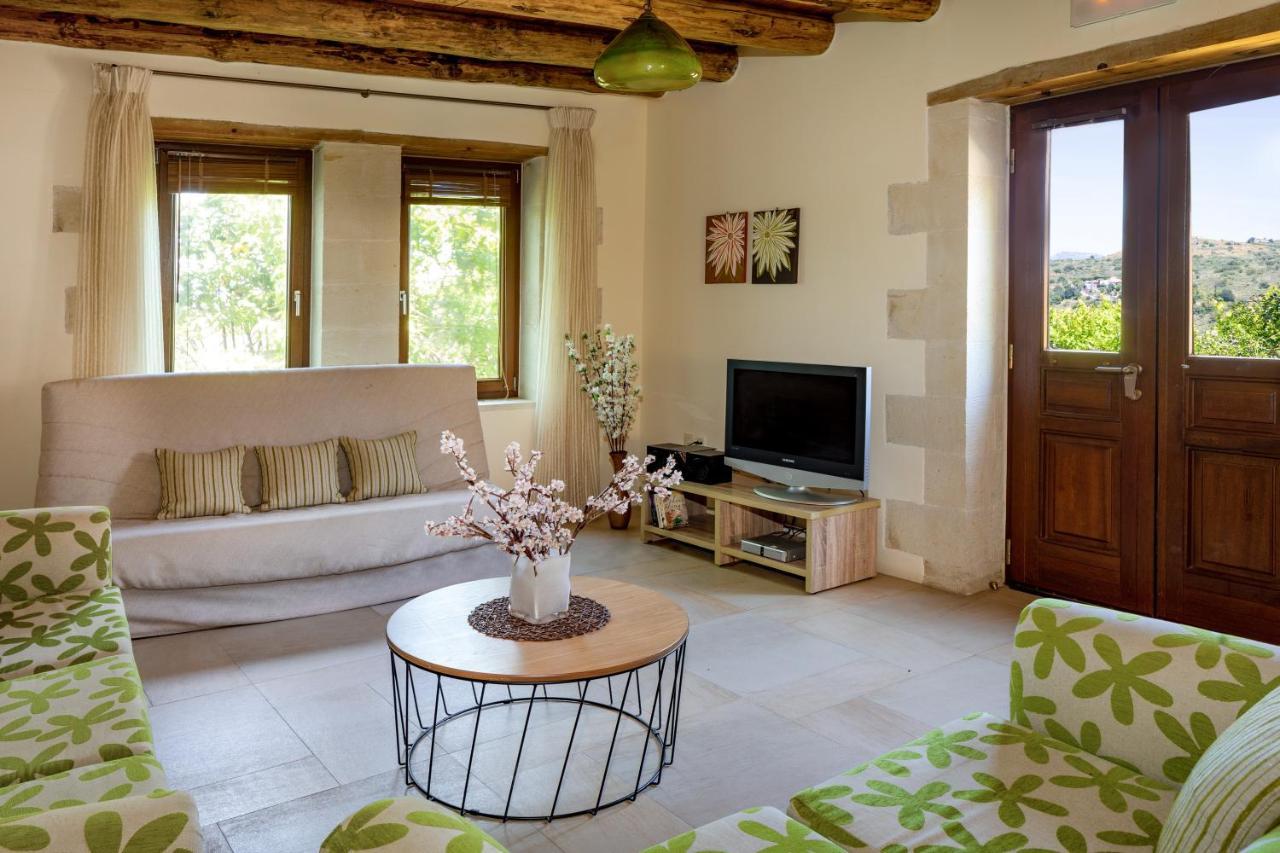 Villa Erontas - Private Heated Jacuzzi Makhairoí Екстериор снимка